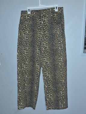Leopard-Print Straight-Leg Khakis in Brown/Black